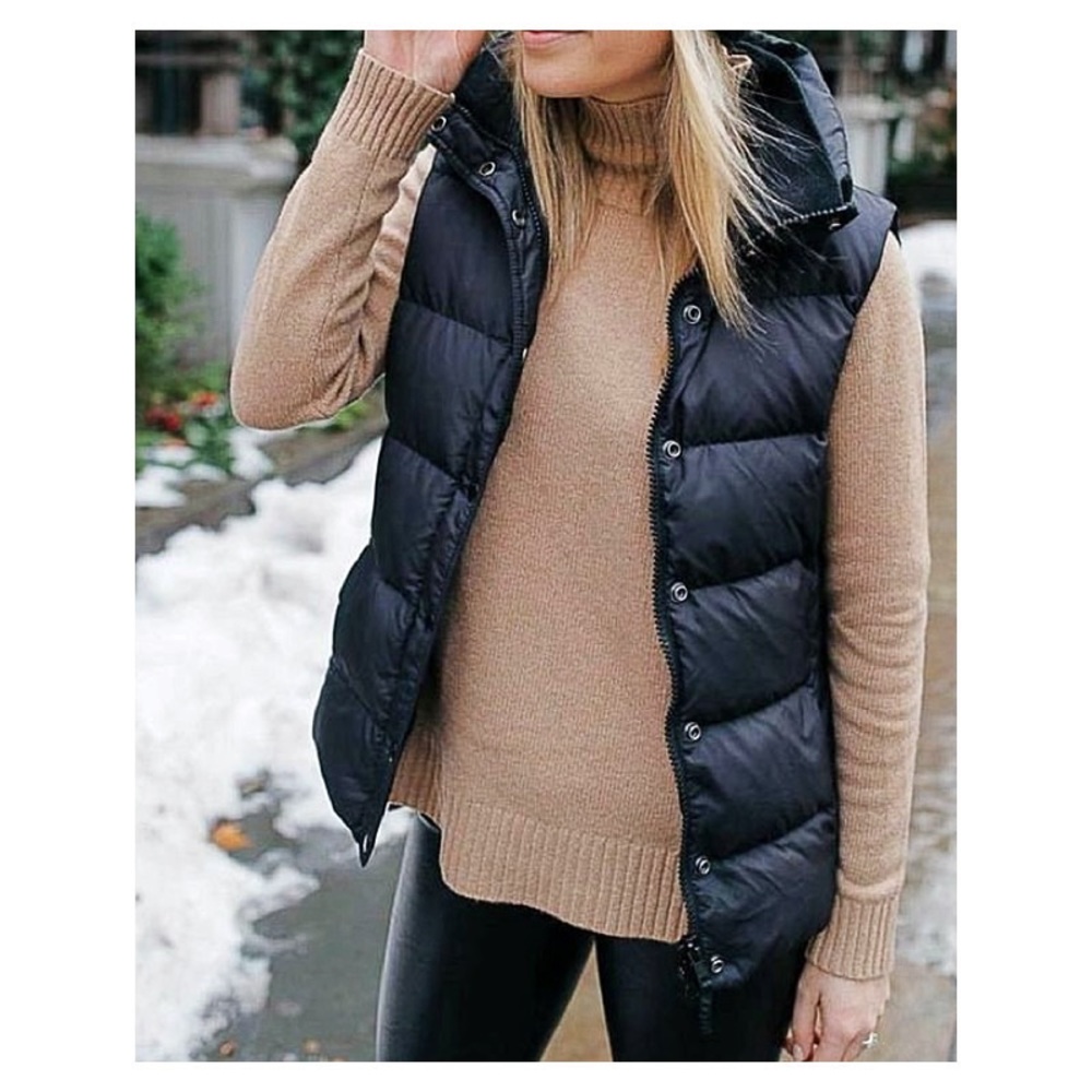 Old Navy Vest Quilted navy blue cozy vest NWOT Size XS